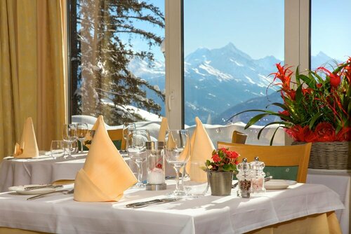 Гостиница Hotel Helvetia Intergolf в Кран-Монтане