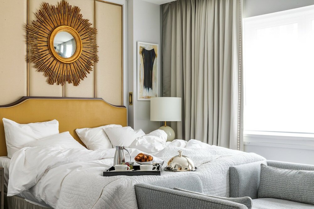 Фото Continental