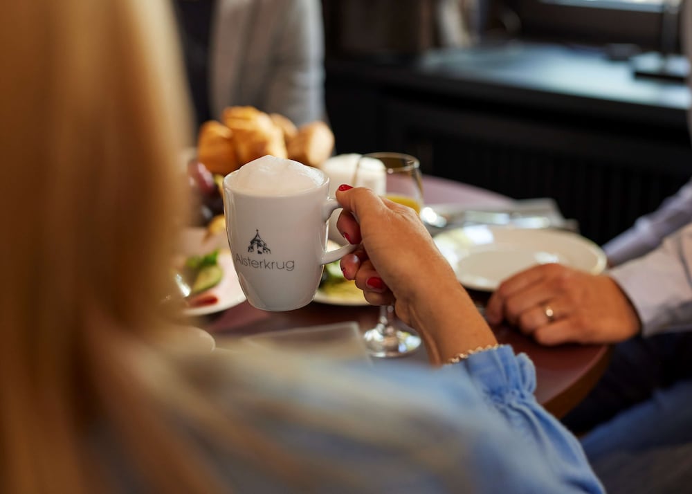 Фото Best Western Premier Alsterkrug Hotel