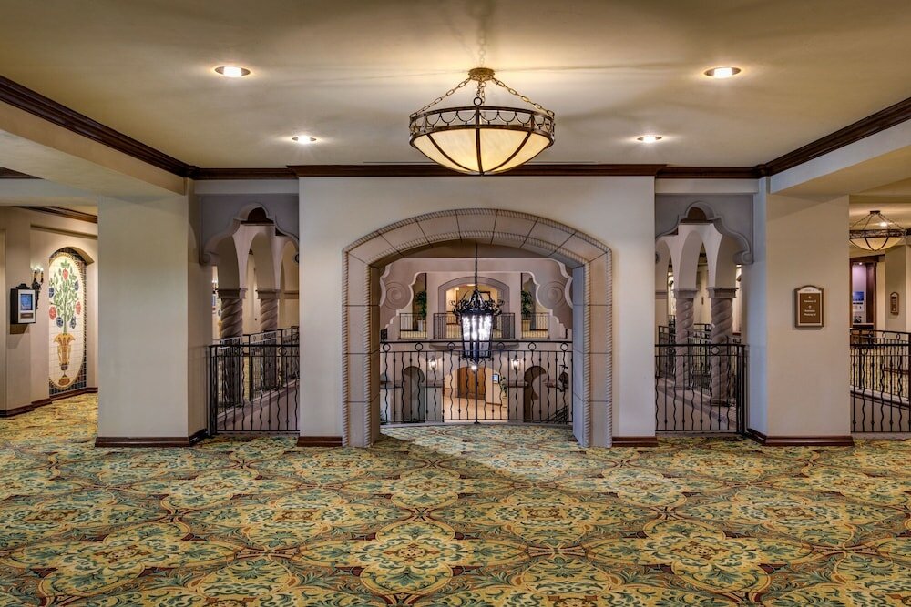 Фото Gaylord Texan Resort & Convention Center