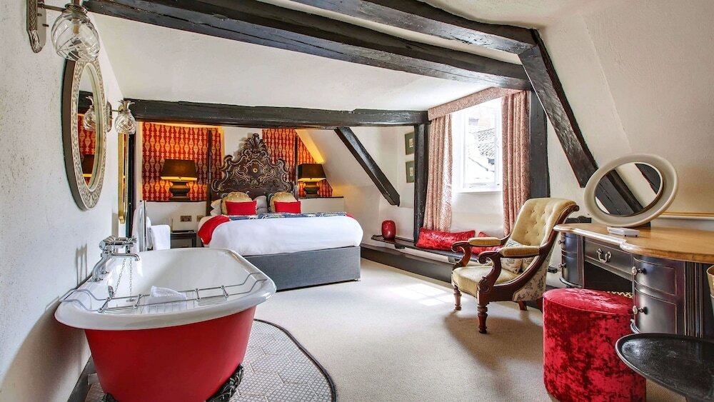 Фото The Maids Head Hotel