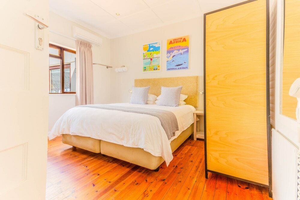 Фото Camps Bay Village
