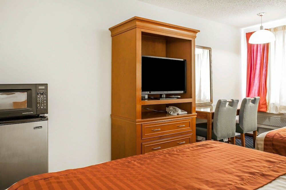 Фото Econo Lodge SeaTac Airport North