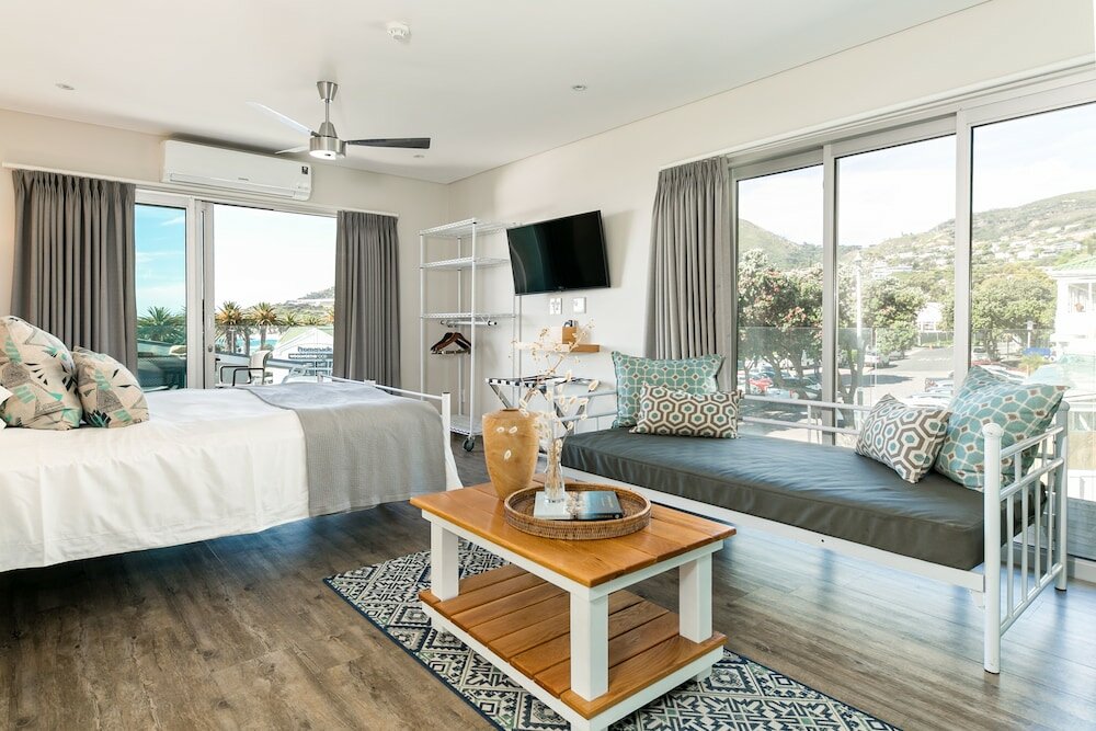 Фото Camps Bay Village