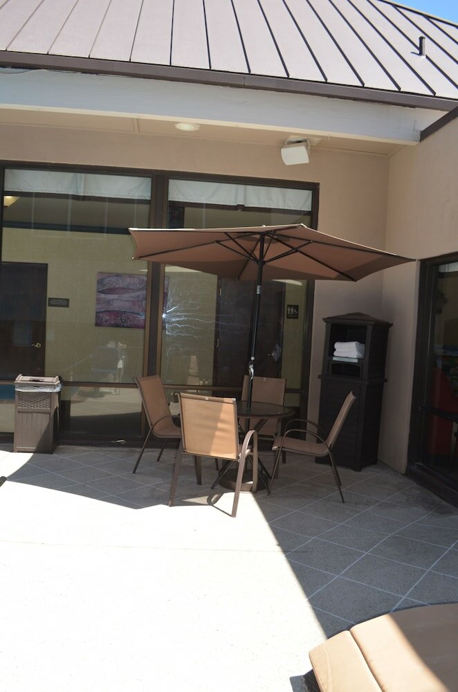 Фото Comfort Inn & Suites Beaverton - Portland West