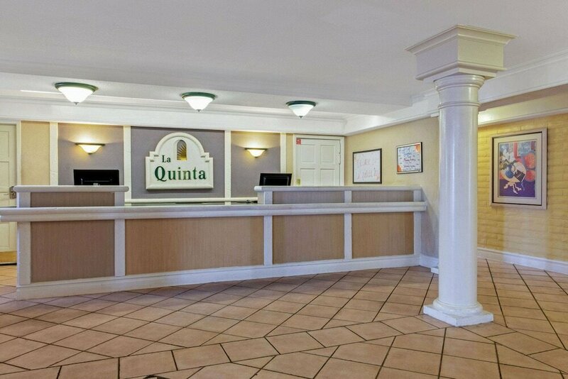 Гостиница La Quinta Inn by Wyndham Tampa Bay Pinellas Park Clearwater