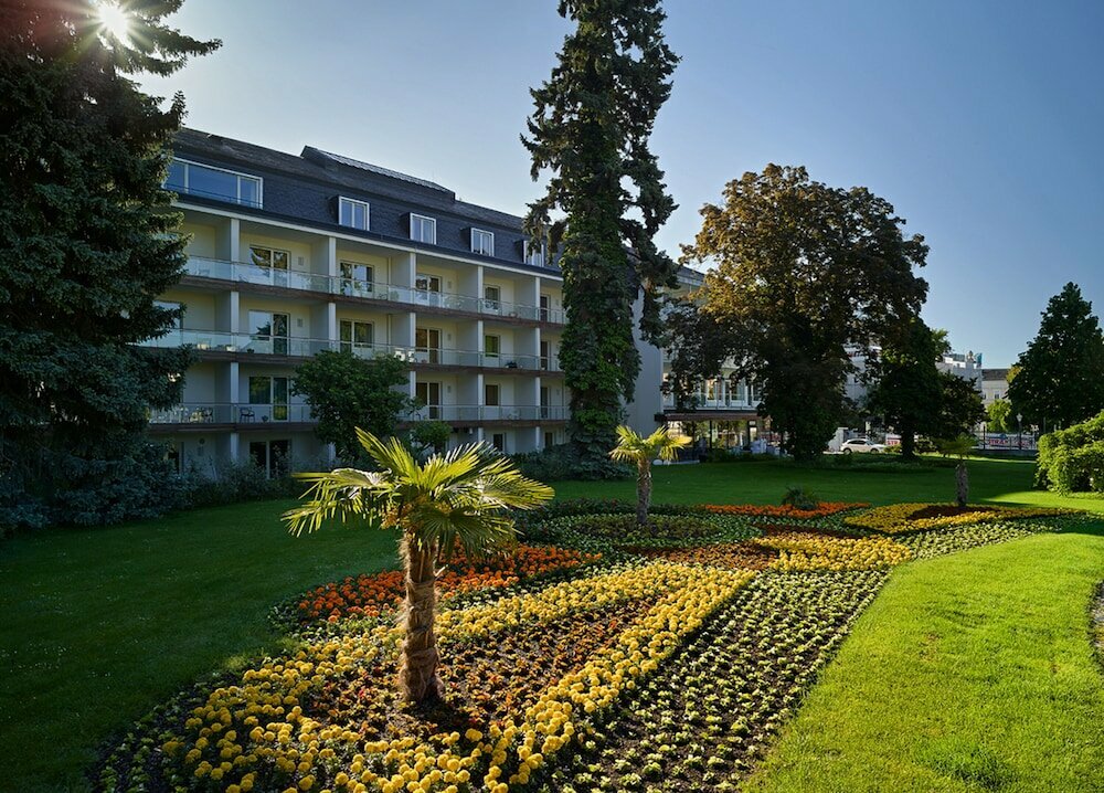 Hotel At the Park Hotel, Baden, photo