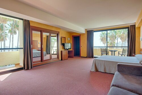 Гостиница Hotel Blue Sea Al Andalus в Торремолиносе