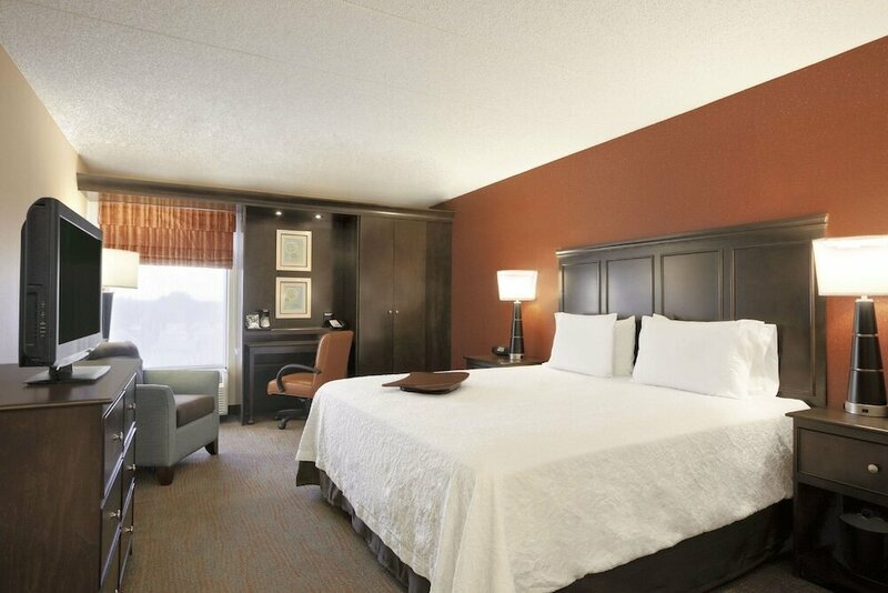 Гостиница Hampton Inn by Hilton Chicago-Midway Airport в Бедфорд Парке