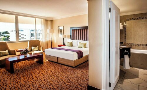 Гостиница Avani Windhoek Hotel & Casino в Виндхуке