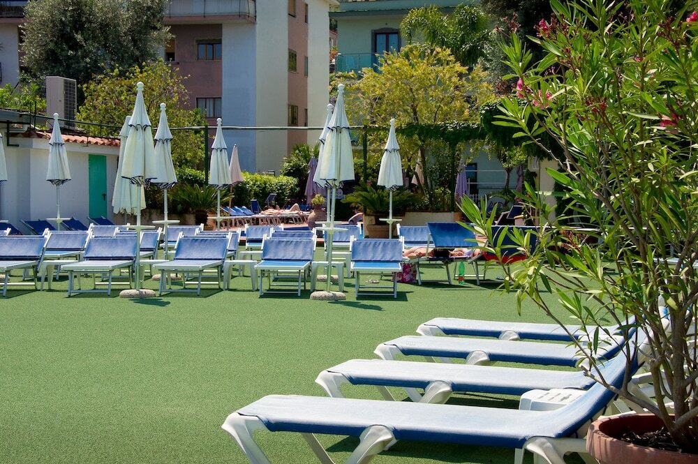 Фото Central Hotel