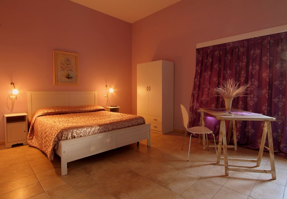 Фото Salenthouse