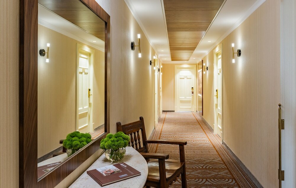 Фото Three Arches Hotel