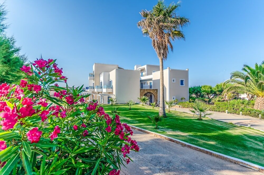 Фото Pyrgos Blue