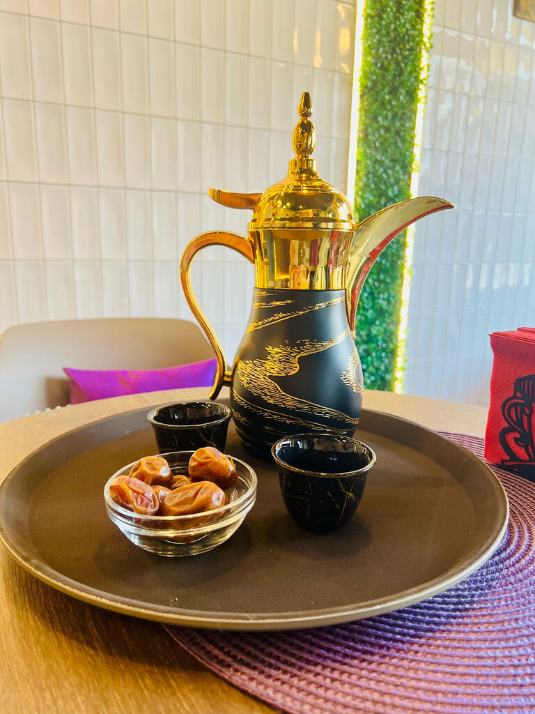 Qəhvəxana Kings’ Coffee по Арабски, Moskva, foto