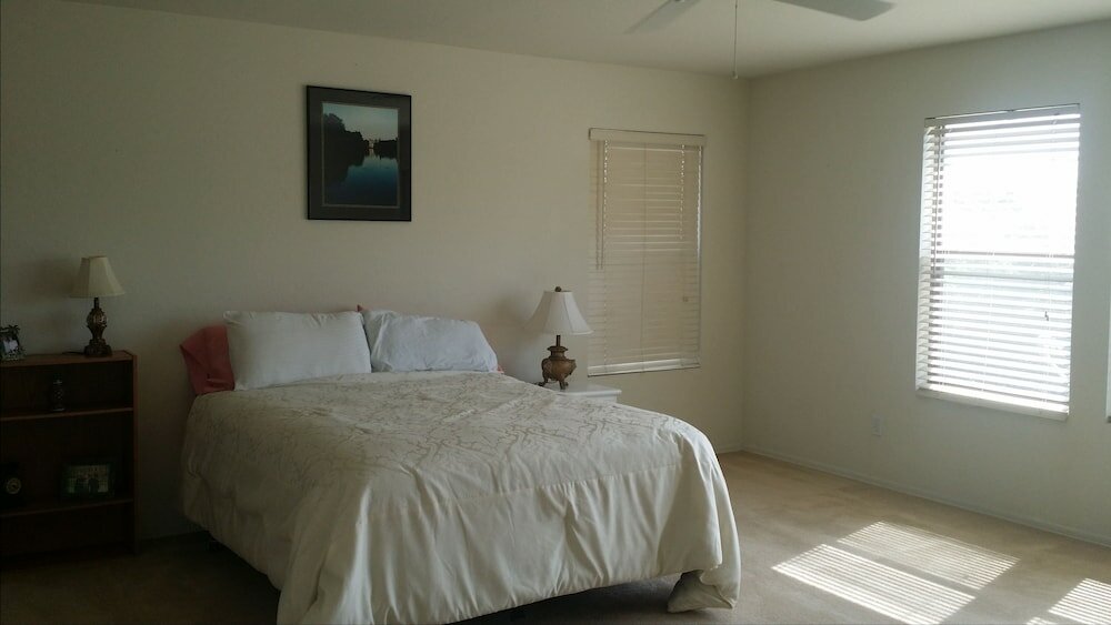 Фото Happy Valley House