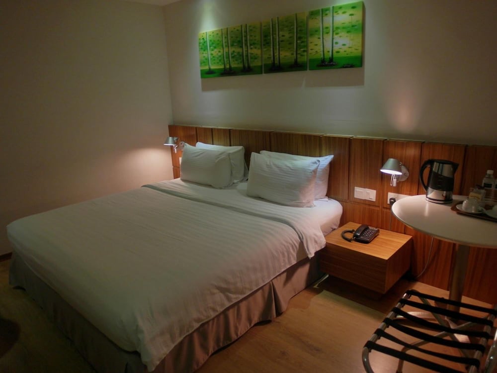 Фото Hotel French Ipoh