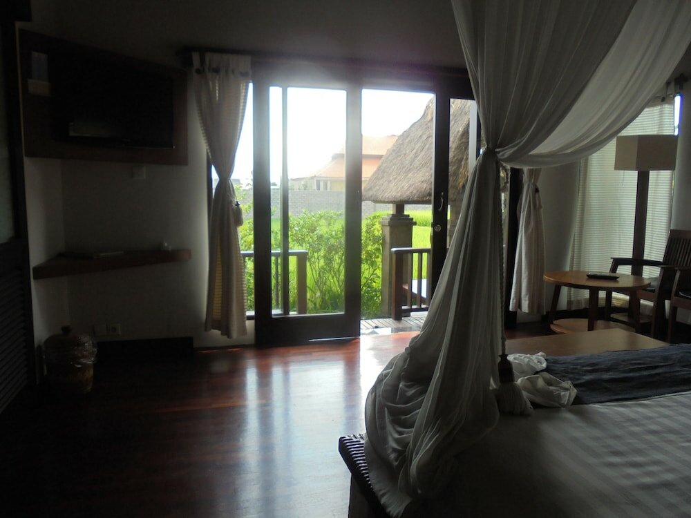 Фото 194778772671