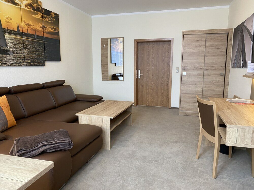 Фото Hotel Pension Zum Alten Fährhaus