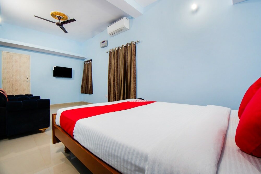 Фото Oyo 28156 Adam's Bridge International Hotel