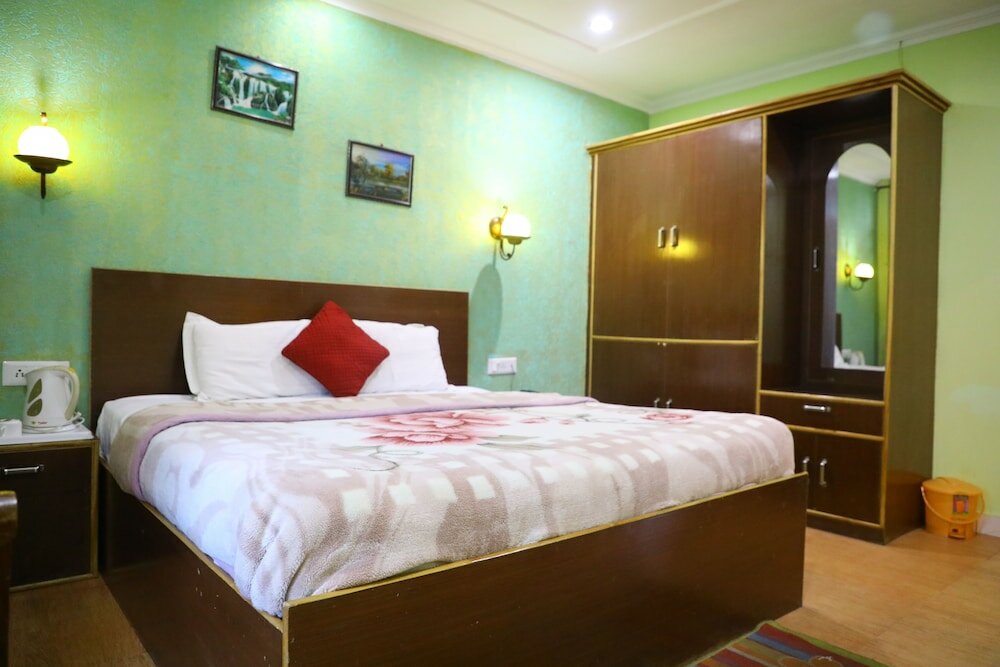 Фото Hotel The Woodz