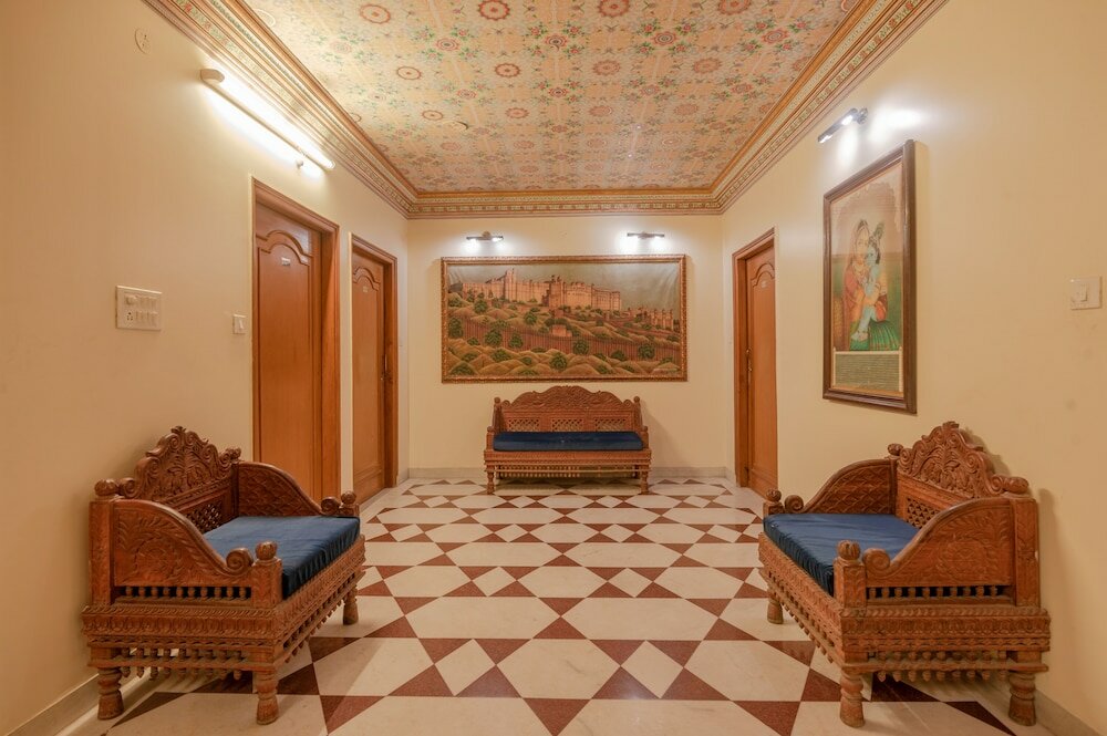 Фото Hotel Aashish