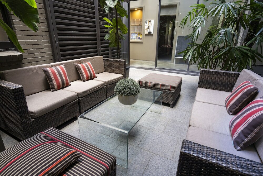 Фото Vulcan Hotel Sydney