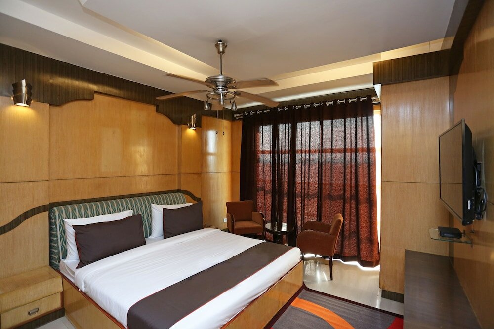 Фото Collection O 186 Hotel Triple C