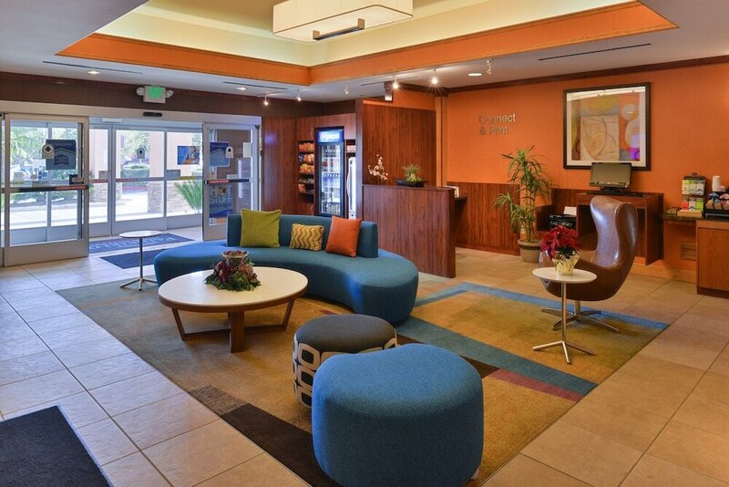 Гостиница Fairfield Inn and Suites by Marriott Sacramento Elk Grove