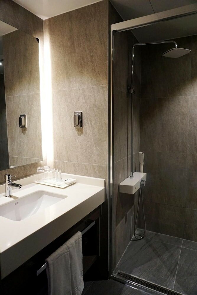 Фото Mudeungpark Hotel