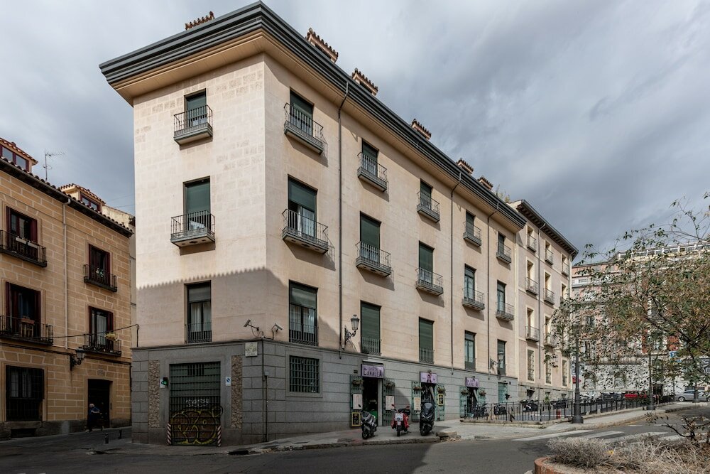 Фото отеля 2