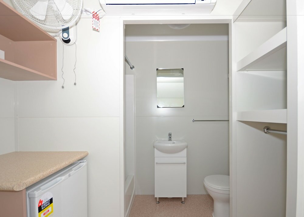 Фото Meekatharra Accommodation Centre - Campsite