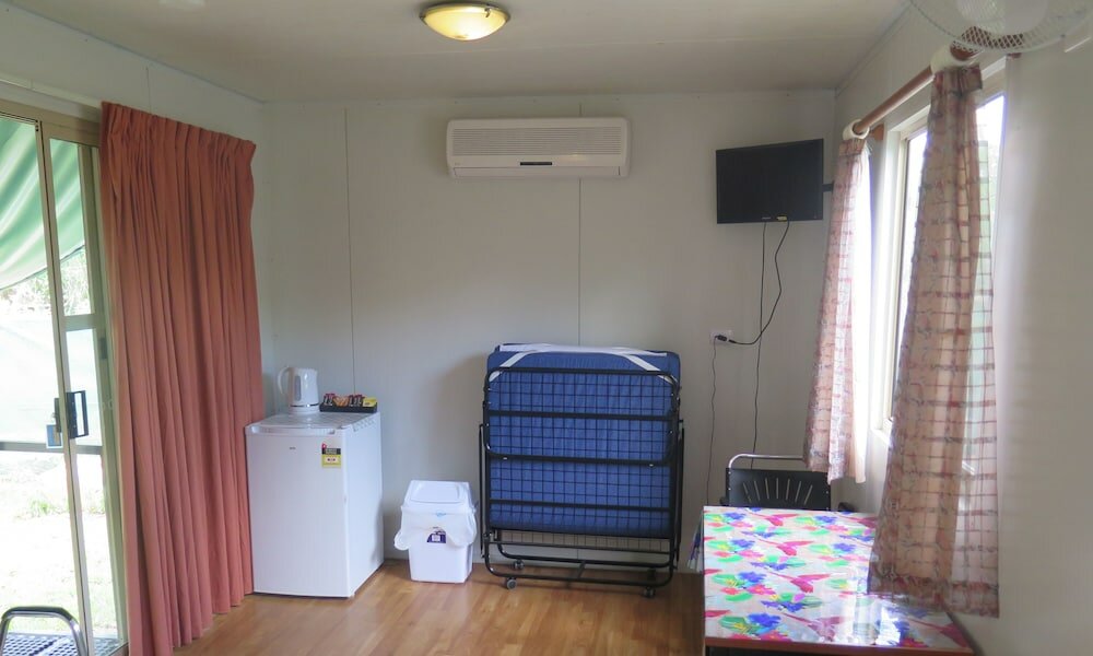 Фото Batchelor Holiday Park