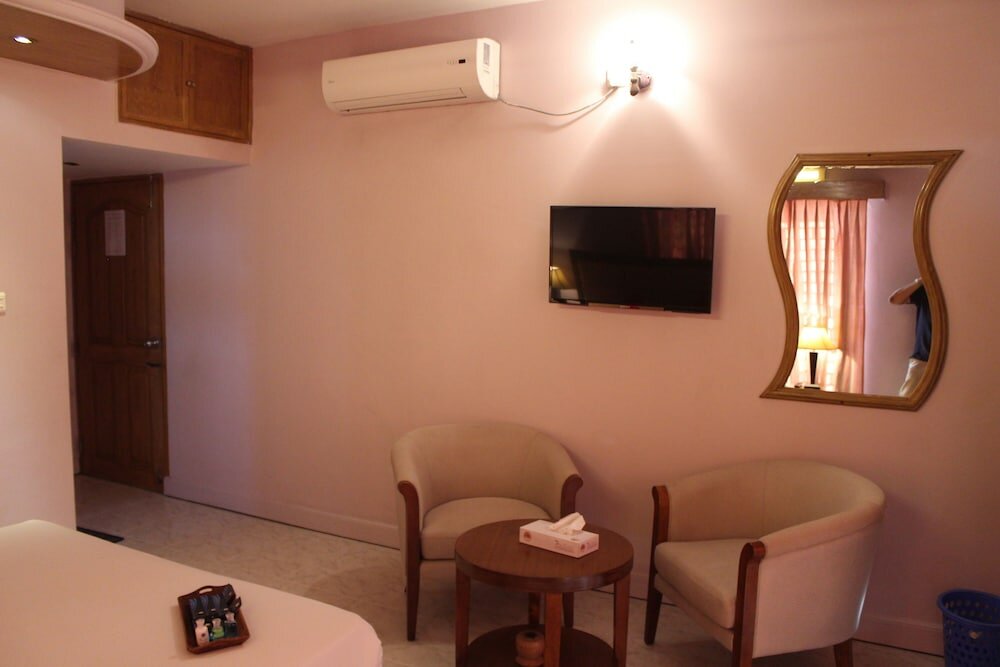 Фото Hotel Sea Crown