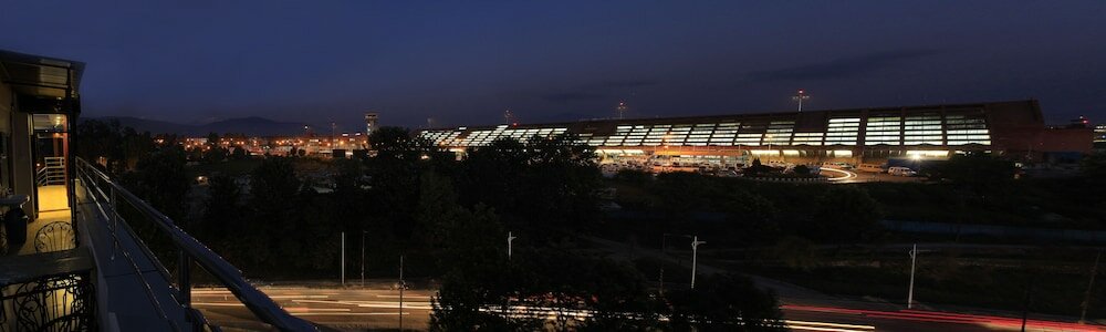 Фото Meridian Suite Hotel