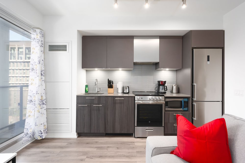 Фото Jarvis Vacation Suites