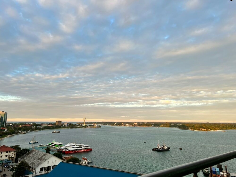 Фото Апартаменты Fairview Luxury