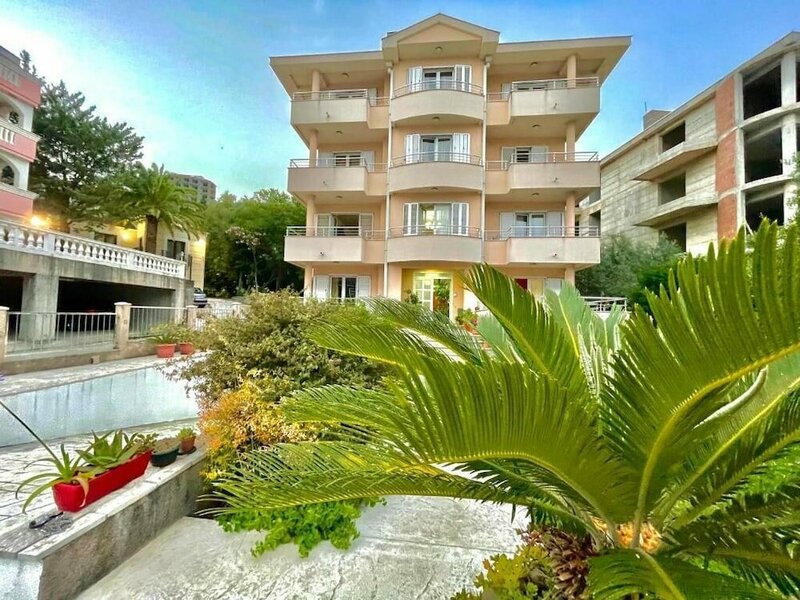 Гостиница Apartments Boreta Becici