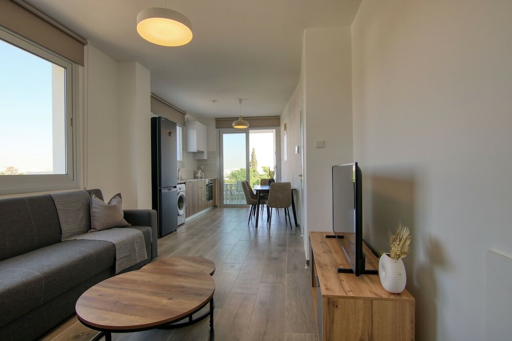 Фото Phaedrus Living Coral Suites Aquatic