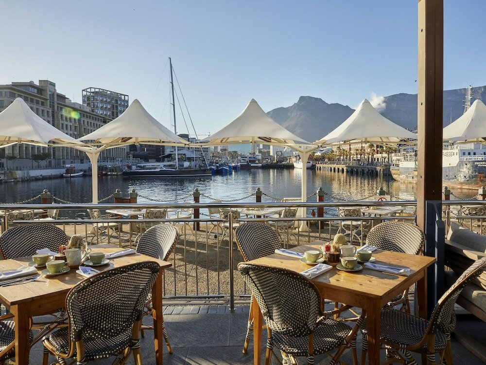 Фото Victoria & Alfred Hotel by Newmark