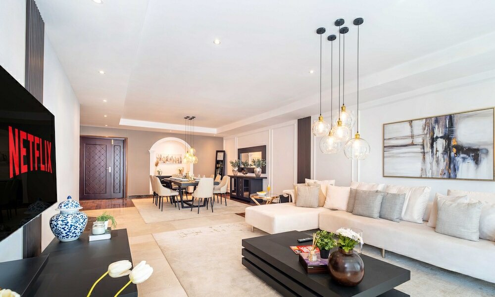 Фото Lux The Al Seef Marina 4 bed Suite