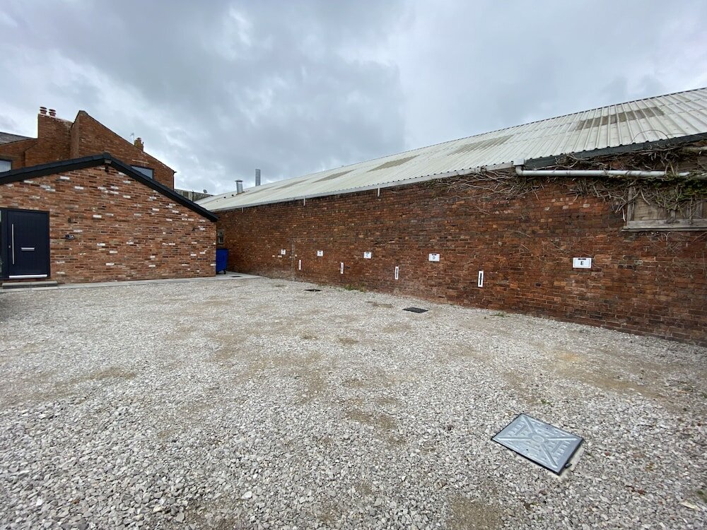 Фото StayCrewe Apartments