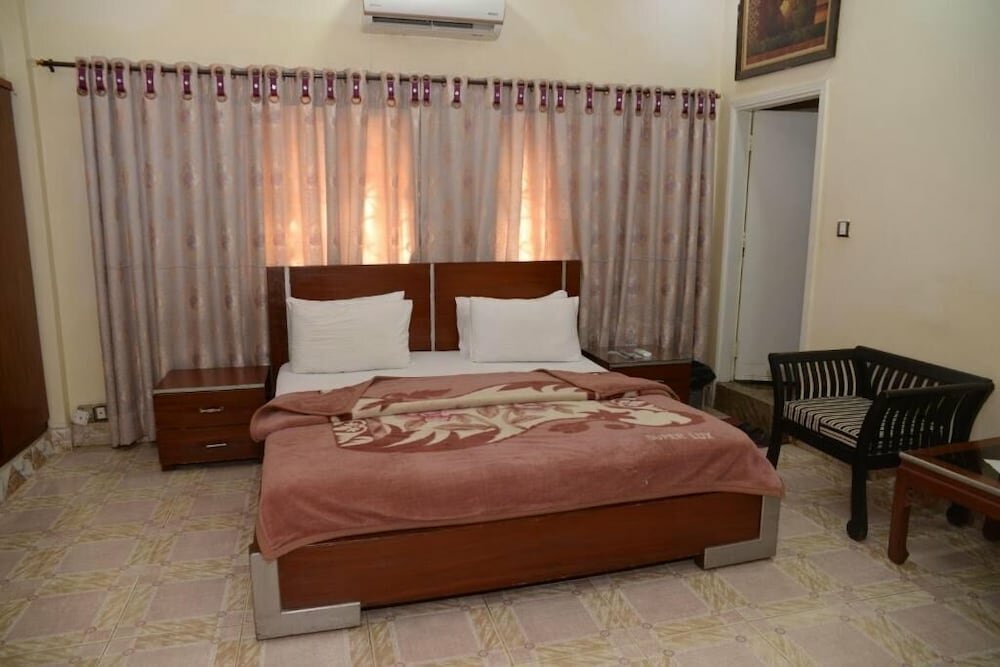 Hotel Stay Inn Guest House, Karachi, photo