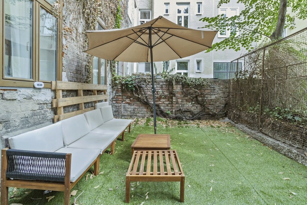 Фото Stylish Apartments near Akh