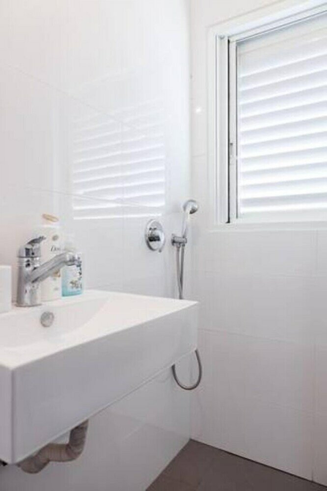 Фото Amazing Apt Bat-Yam Near Beach