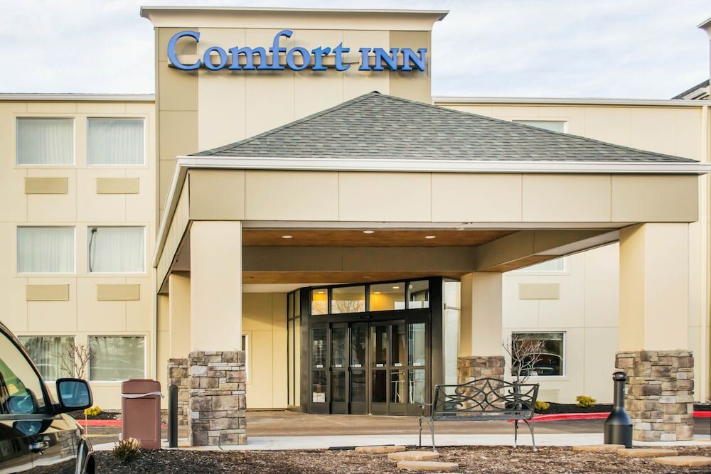 Фото Comfort Inn Mayfield Heights Cleveland East