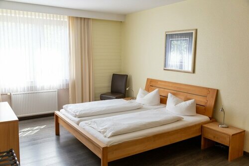 Гостиница Hotel Am Schloss Broich