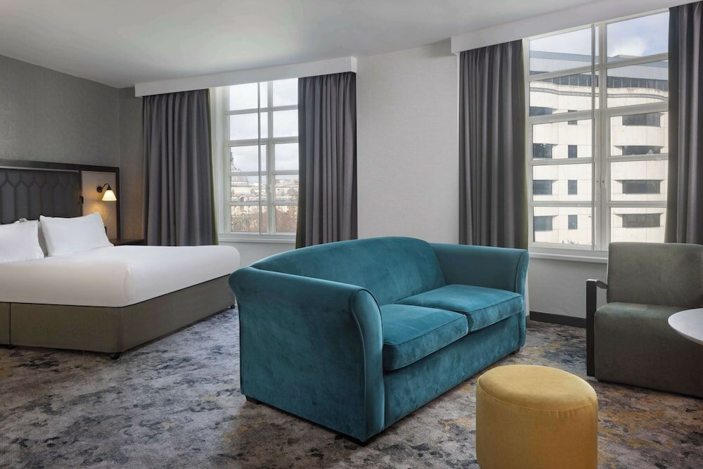 Фото Hilton Cardiff