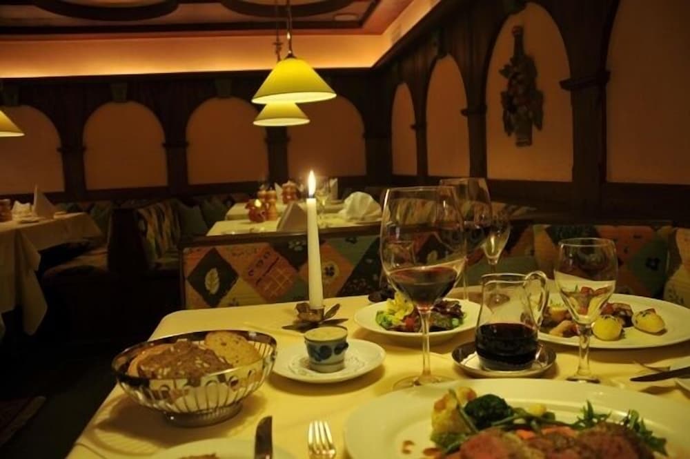 Фото Hotel Central