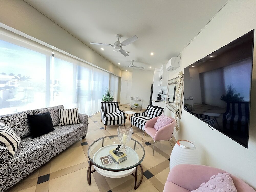 Фото Imperial Hotel Gold Coast